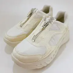 2025年最新】ugg ca805 zipの人気アイテム - メルカリ