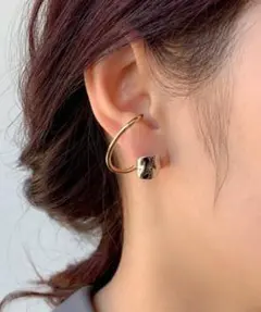ゴールドピアス ミックスカラー立体ピアス / イヤーカフ風 (両耳用)のサムネイル