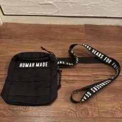 HUMAN MADE メッセンジャーバッグ ショルダー HUMAN MADEのメッセンジャーバッグを使った人気ファッション