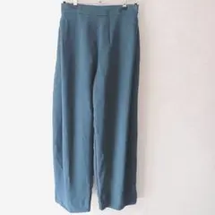 ダークグリーン