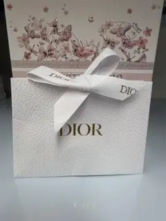 Dior ディオール ギフトボックス 200枚 リボン付き ホワイト 小サイズ