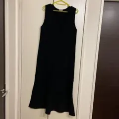 GUジーユー　マーメイドニットジャンパードレス　黒ブラック　S