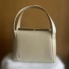 ハンドバッグ ベージュ Uロゴ シンプルのサムネイル