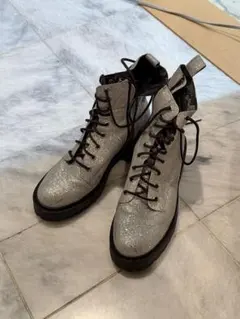 シルバー グリッター ハイカットブーツ