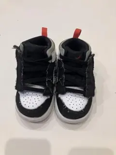 NIKE ナイキ　エアジョーダン AR6352-100 キッズスニーカー