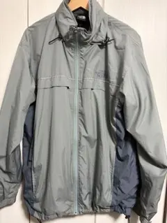 THE NORTH FACE ナイロンジャケット グレー