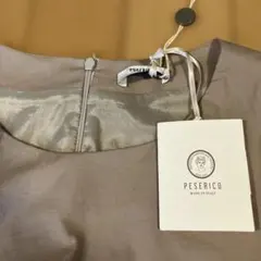 ペゼリコ　ベージュワンピースのサムネイル