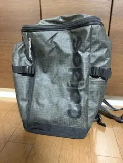 adidas グレー バックパック