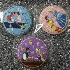 ディズニープリンセス刺繍缶バッジ　3点セット