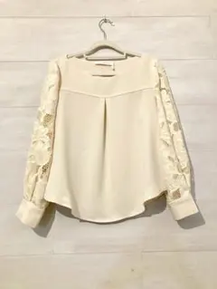 See By Chloe クロエ レーススリーブ ブラウス アイボリー 38のサムネイル