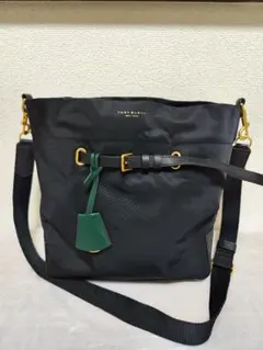 【未使用品】TORY BURCH ショルダーバッグ ブラックのサムネイル