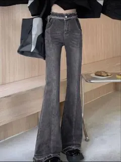 美品　ダメージ加工スリムフィット フレアジーンズ　ダークグレー