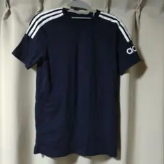 にくきゅう様専用　adidasTシャツ　１６０cm