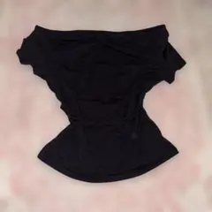 オフショルダー ブラックトップス y2k