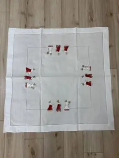 ベトナム手刺繍 テーブルクロス