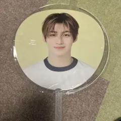 tws ジフン　うちわ　アクキー　まとめ売り tws ジフン うちわ アクキー まとめ売り - メルカリ