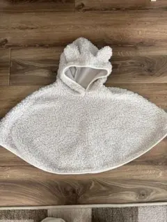 フリースフード付きベビーポンチョ