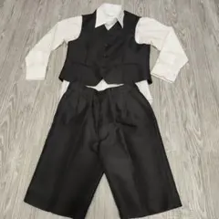フォーマルベスト.パンツスーツ 長袖白シャツ３点セット 黒 130cm