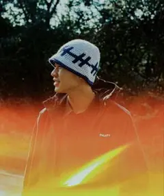 huf ニット帽 ホワイトとネイビー