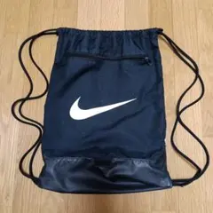 NIKEのナップサック 黒