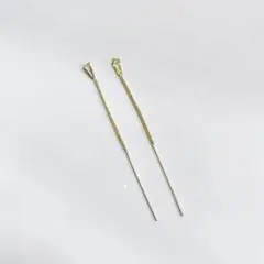 し*ん様 ロングピアス ゴールド 　シンプル　アメリカンピアス