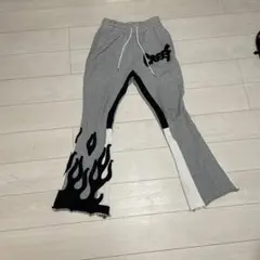 CREEF フレアパンツ - メルカリ