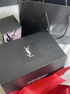 YSL ブラック バースデイ ギフト キャンドル ヘアクリップ - メルカリ