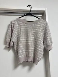 ベージュ チェック柄 パフスリーブデザイン