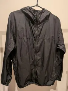 UNIQLO ポケッタブルパーカー Sサイズ