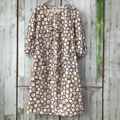 ☆ピノーレ☆ワンピース [38] 総柄 ベージュ系 七分袖 シャカシャカ系のサムネイル