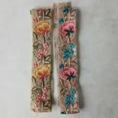 インド刺繍リボンはぎれ　幅5㎝ 花柄 各85cm
