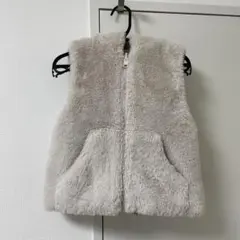 ZARA ベスト 3-4歳　104cm ファー　子供服　名前塗りつぶした跡あり