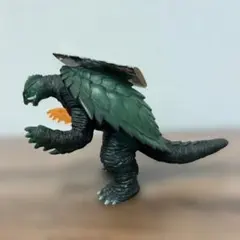 怪獣フィギュア 緑・オレンジ 約15cm タグ付き