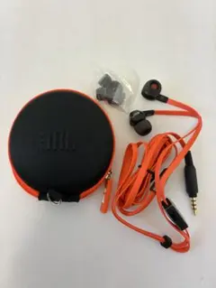 JBLイヤホンのサムネイル