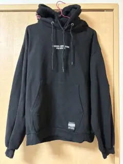 CROWN RODE フード付き ブラックパーカー