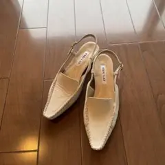BARCLAY バックストラップ サンダル アイボリーのサムネイル