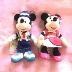 ミッキー ミニー ぬいぐるみバッジ