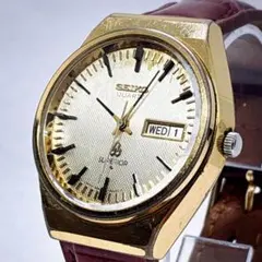 電池交換　SEIKO QUARTZ SUPERIOR 4833-8001 腕時計のサムネイル