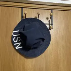 Item thumbnail for item 7f58536e-2d93-4189-9eb7-f6c510f2c6d3