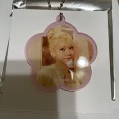 ルセラフィム　カフェ　サクラ　アクキー