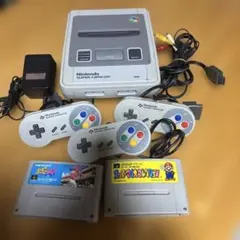 Nintendo スーパーファミコン 本体 コントローラー３個ソフト２個付き
