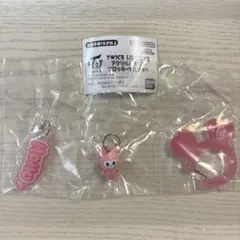 TWICE LOVELYS アクリルカラビナフロッキーマスコット モモ モブリー