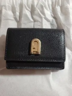 FURLA 3つ折り財布