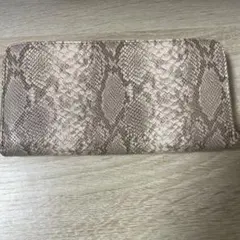 ヘビ革調　長財布