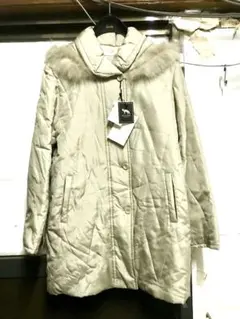 frohlich フード付表地シルク100%ジャケット　新品、タグ付★か4507