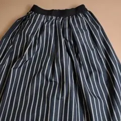 ホワイト ロングスカート