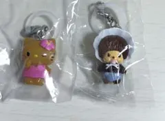 ハローキティとモンチッチのめじるしアクセサリー