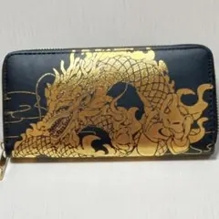 長財布 黒地 金色 龍 デザイン画像参照