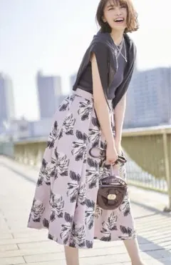 未使用 アプワイザーリッシェ ジャガードタックスカート