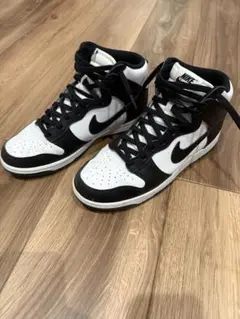 Nike Dunk High ブラック/ホワイト